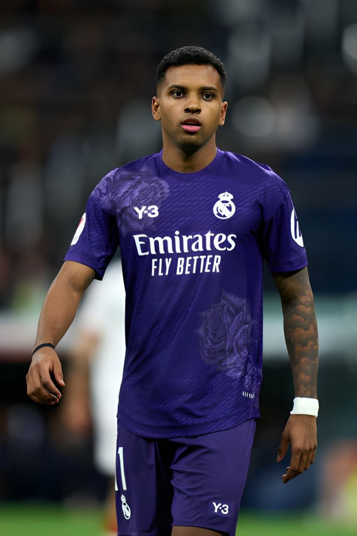 Maillot Real Madrid Y-3 Édition Spéciale – Violet Floral 2024