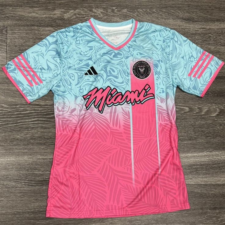 Maillot Inter Miami – Édition Spéciale Rose &amp; Bleu