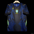 Maillot Brésil Extérieur Noir & Bleu – 2026