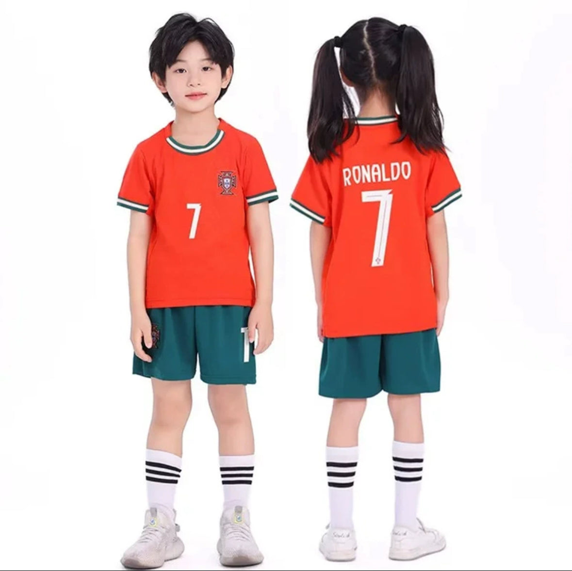Ensemble Maillot et Short Portugal Domicile Enfant - CRISTIANO RONALDO #7