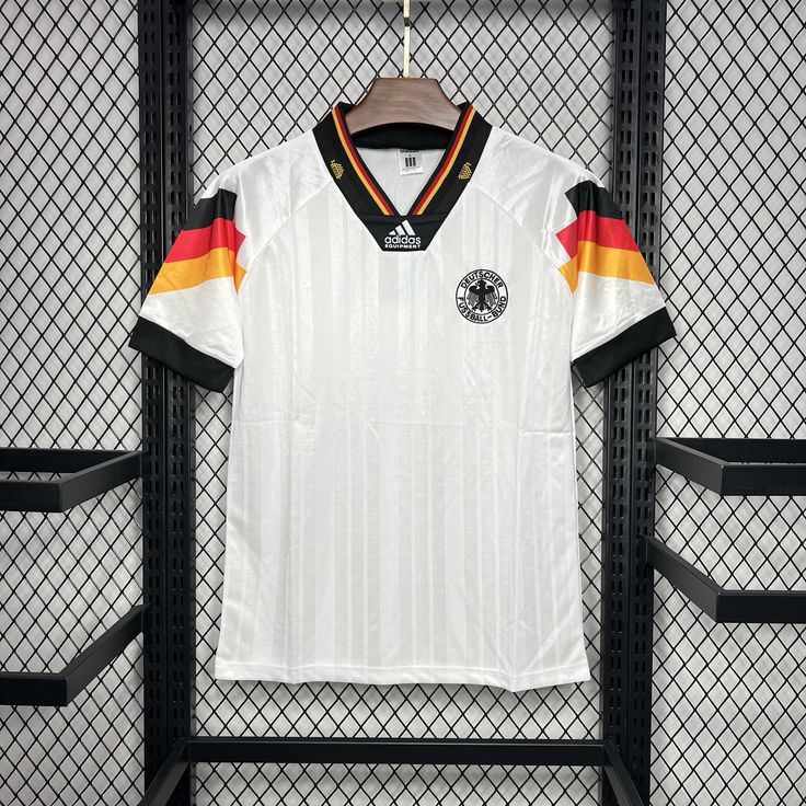 Maillot Rétro Allemagne Domicile 1992/1993 – Adidas