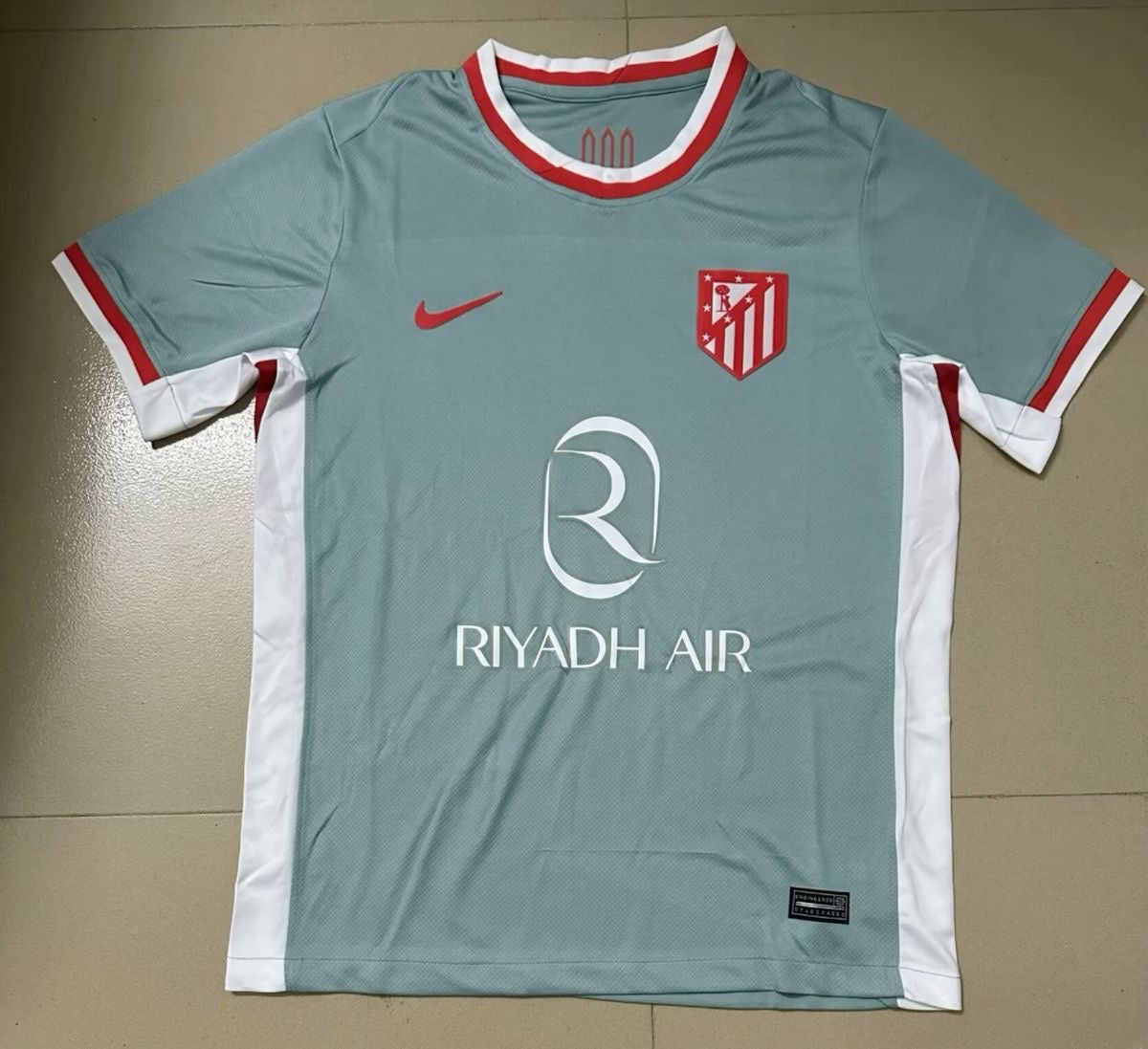 Maillot Atlético de Madrid – Extérieur / Third – Saison récente