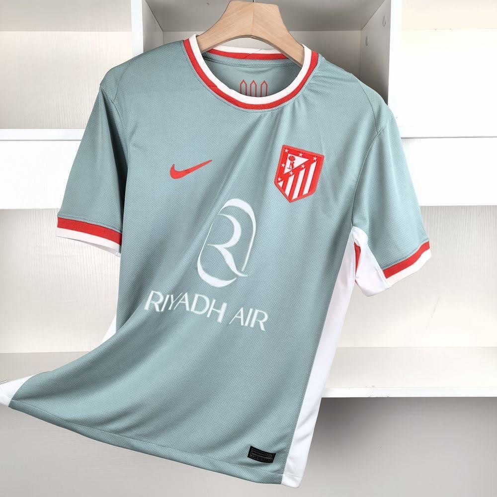 Maillot Atlético de Madrid – Extérieur / Third – Saison récente