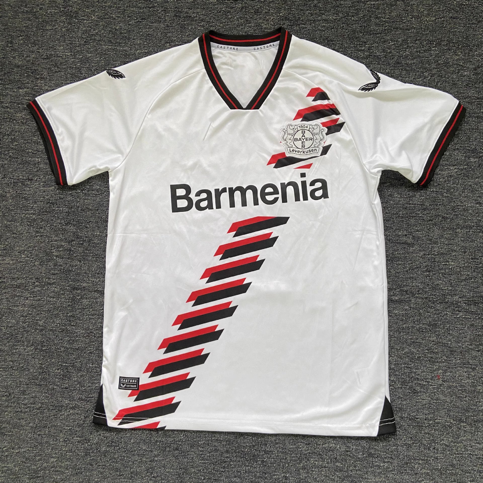 Maillot Domicile Bayer Leverkusen 2024/25 – Édition Officielle Castore