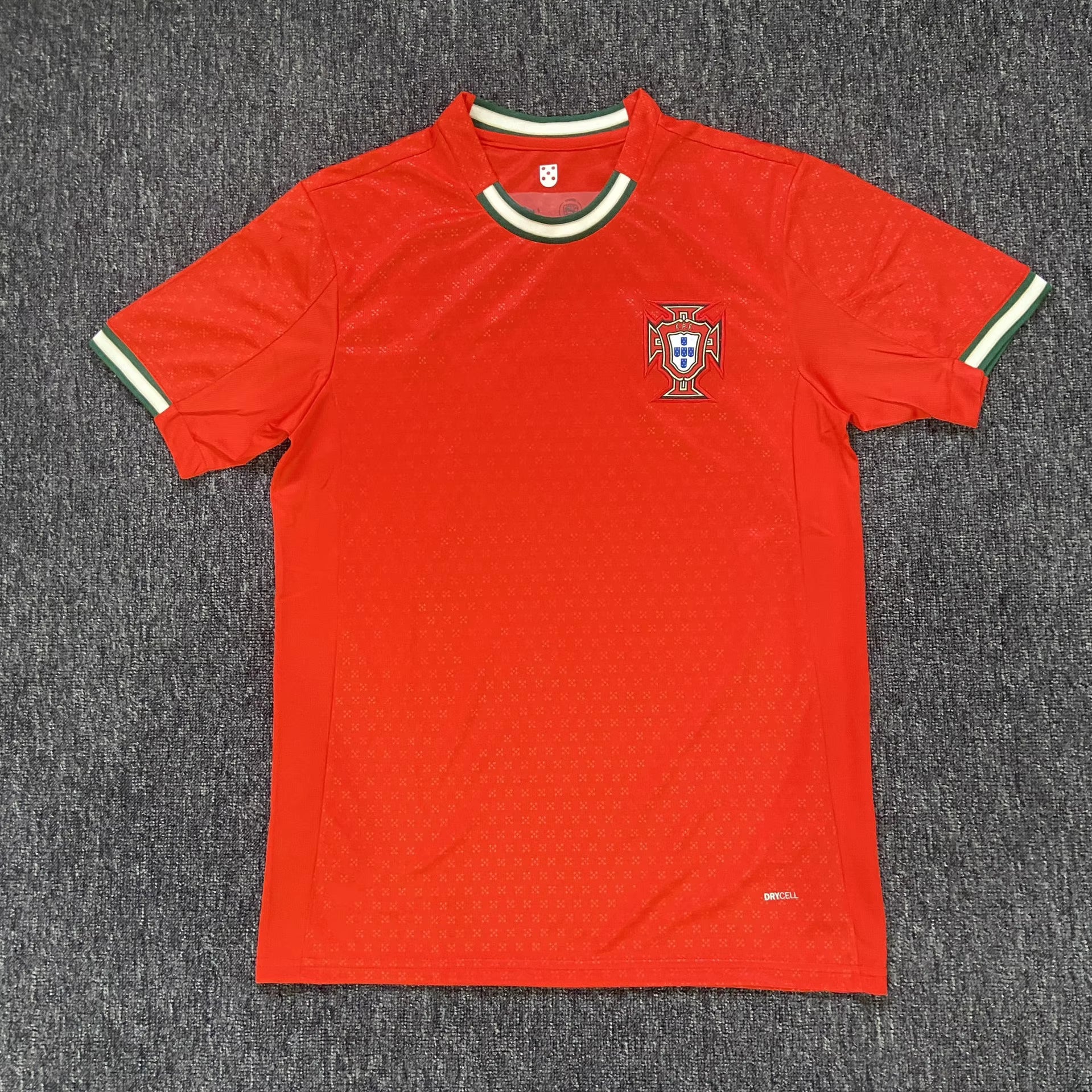 Maillot Portugal Domicile 2025/2026 – Édition Officielle Puma