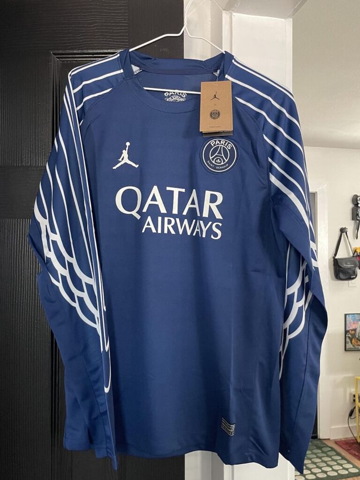 Maillot PSG Jordan Manche Longue – Quatrième Édition 2024/25
