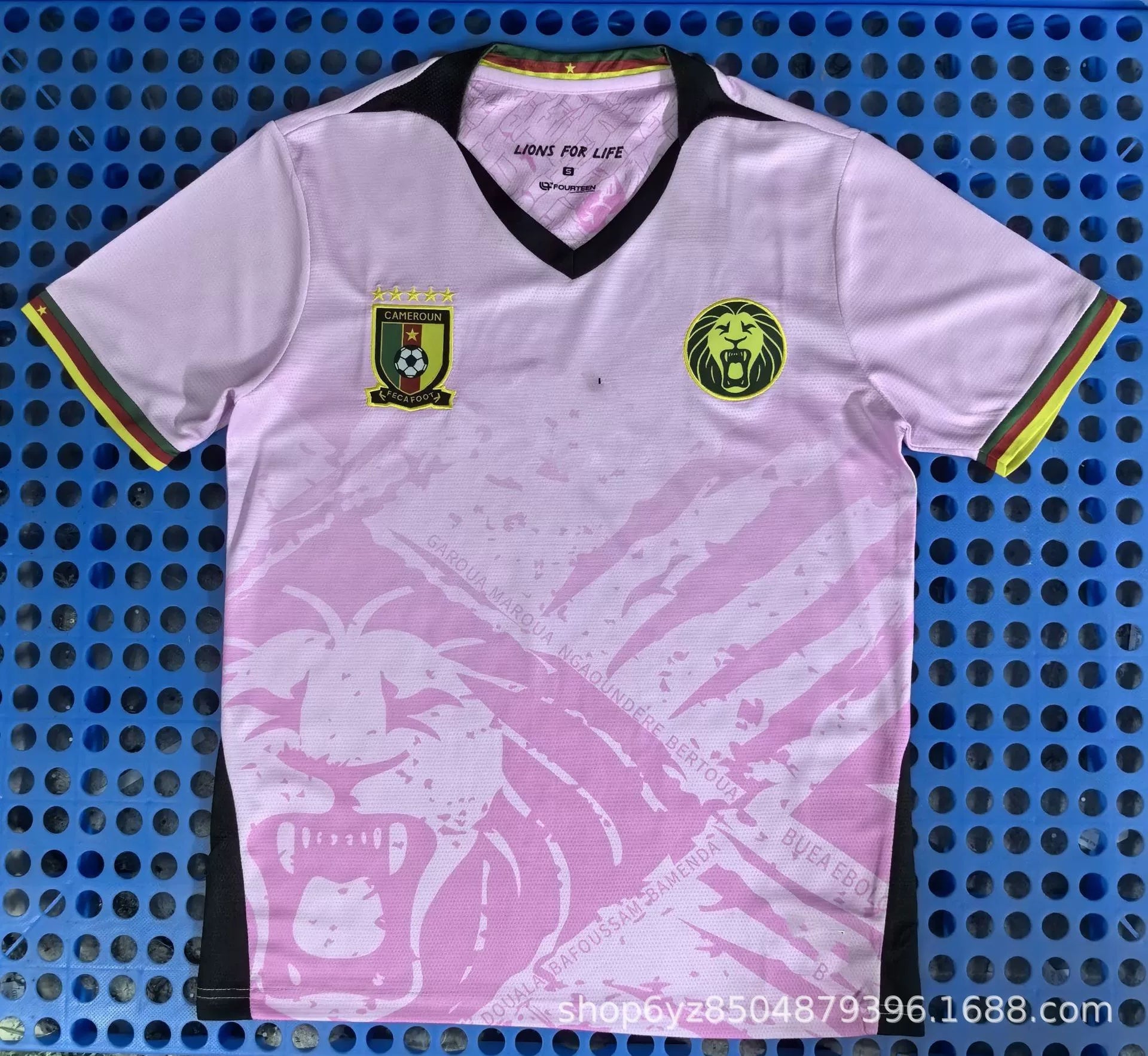 Maillot Cameroun Rose Édition Spéciale – Lions Indomptables