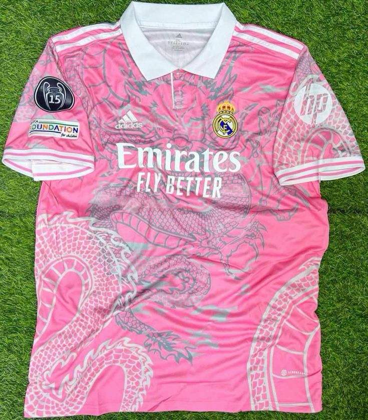 Maillot concept real madrid rose Edition 2024-2025
