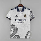 Maillot Real Madrid Édition Spéciale Dragon – Adidas