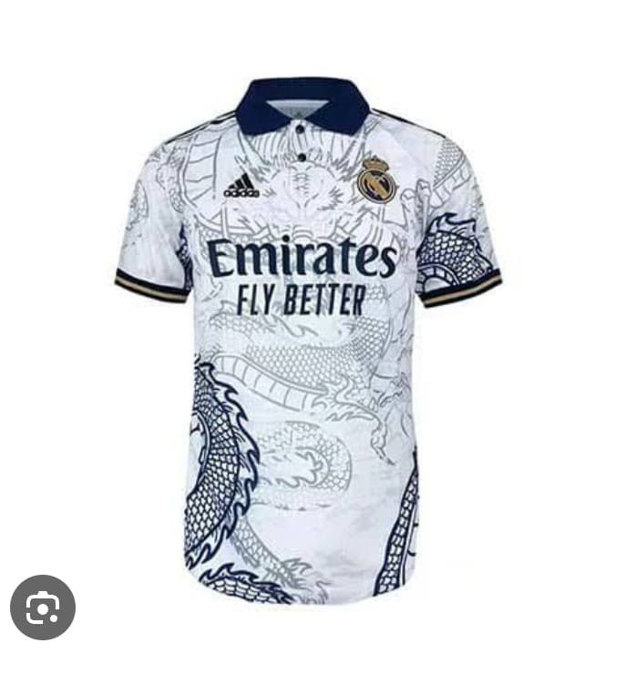 Maillot Real Madrid Édition Spéciale Dragon – Adidas